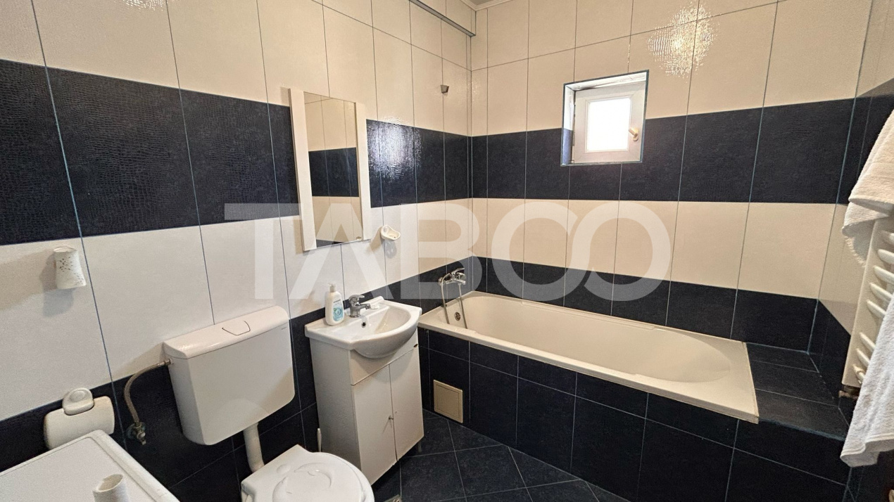 Apartament de vanzare 4 camere mobilat utilat si balcon Vasile Aaron 