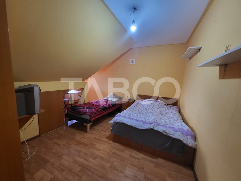 Apartament de vanzare 4 camere pe 2 etaje 84 mp zona Rahovei Sibiu