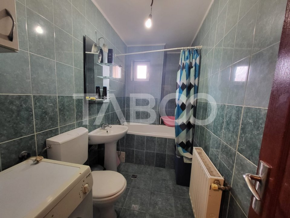Apartament de vanzare 4 camere pe 2 etaje 84 mp zona Rahovei Sibiu