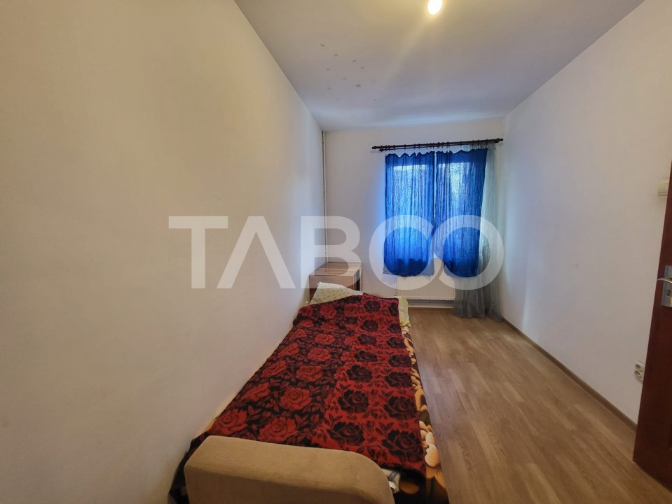 Apartament de vanzare 4 camere pe 2 etaje 84 mp zona Rahovei Sibiu