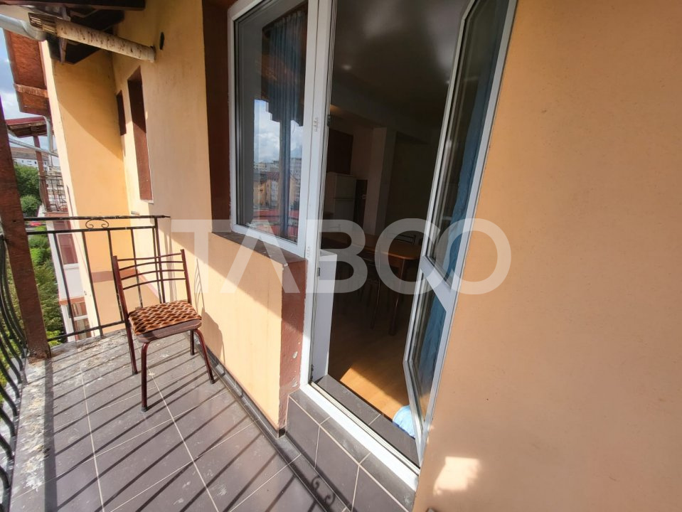 Apartament de vanzare 4 camere pe 2 etaje 84 mp zona Rahovei Sibiu