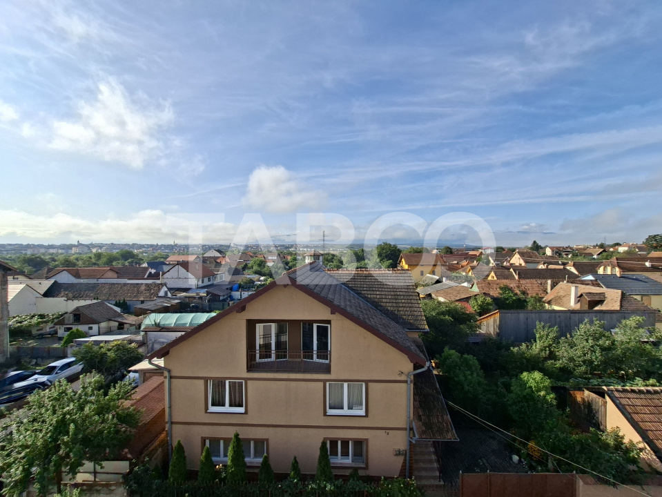 Apartament de vanzare 4 camere si balcon in Turnisor 85 mpu