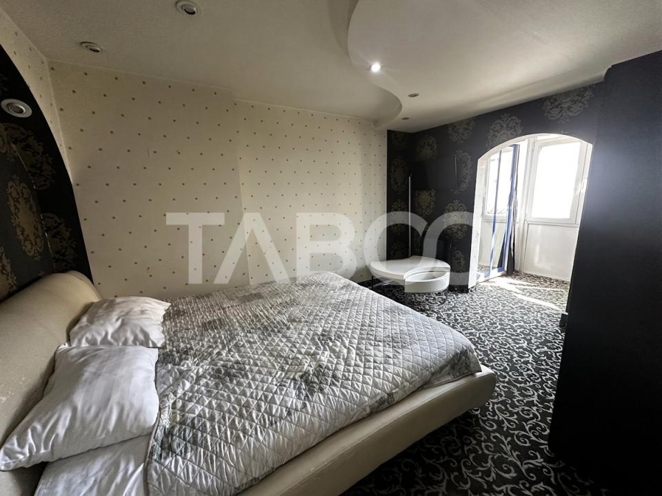Apartament de vanzare 4 camere ultrafinisat etaj 1 zona Strand Sibiu