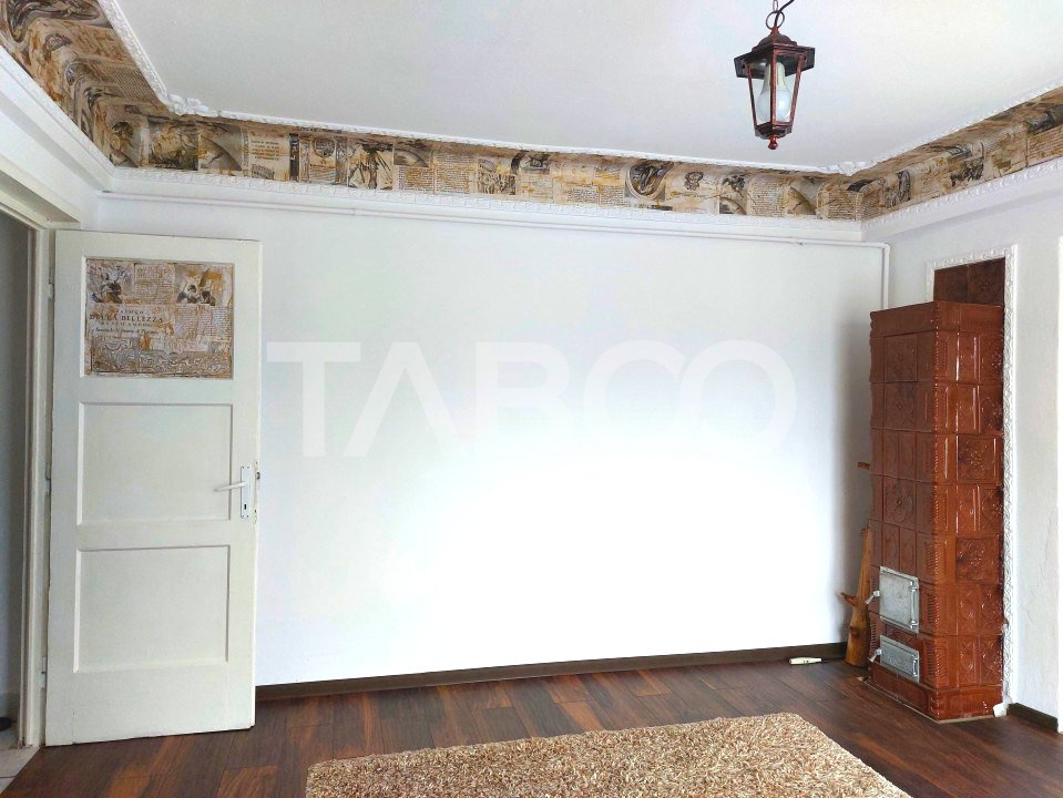 Apartament de vanzare 41 mp 2 camere etaj 2 balcon Cisnadie