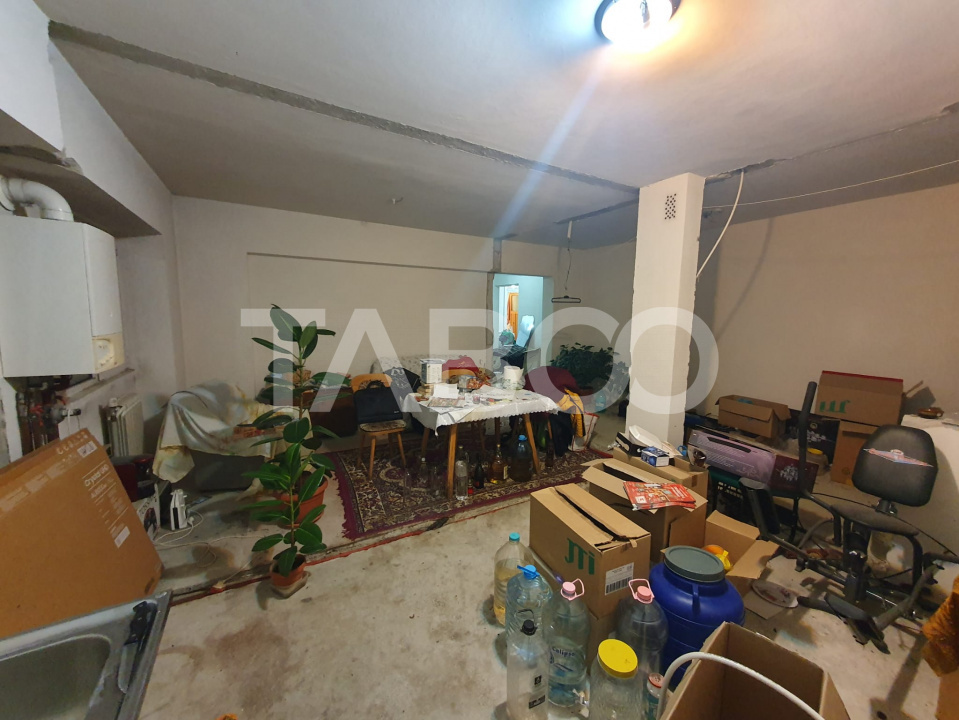 Apartament de vanzare 5 camere 121 mp utili zona Campului Fagaras in Fagaras - Cimpului