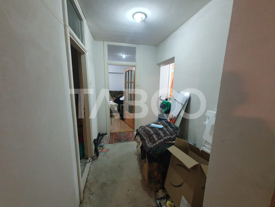 Apartament de vanzare 5 camere 121 mp utili zona Campului Fagaras