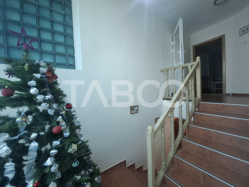 Apartament de vanzare 5 camere 138 mp utili zona Ciresica Sibiu