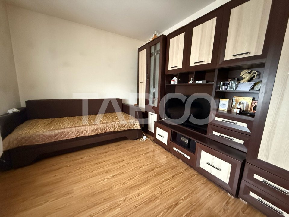 Apartament de vanzare 59 mpu 3 dormitoare zona linistita Tiglari Sibiu