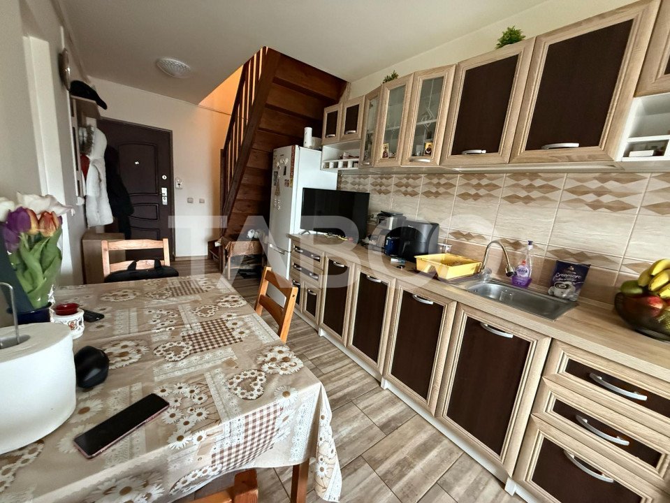 Apartament de vanzare 59 mpu 3 dormitoare zona linistita Tiglari Sibiu