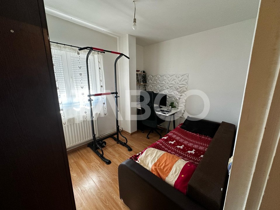Apartament de vanzare 59 mpu 3 dormitoare zona linistita Tiglari Sibiu