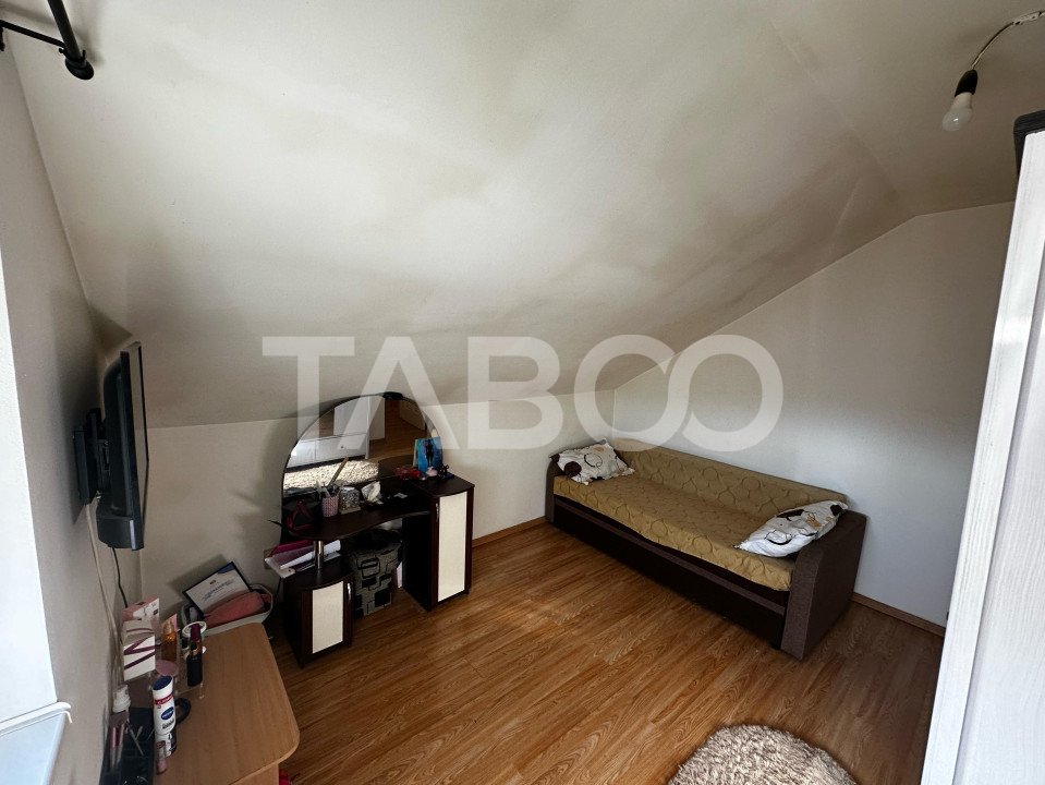 Apartament de vanzare 59 mpu 3 dormitoare zona linistita Tiglari Sibiu