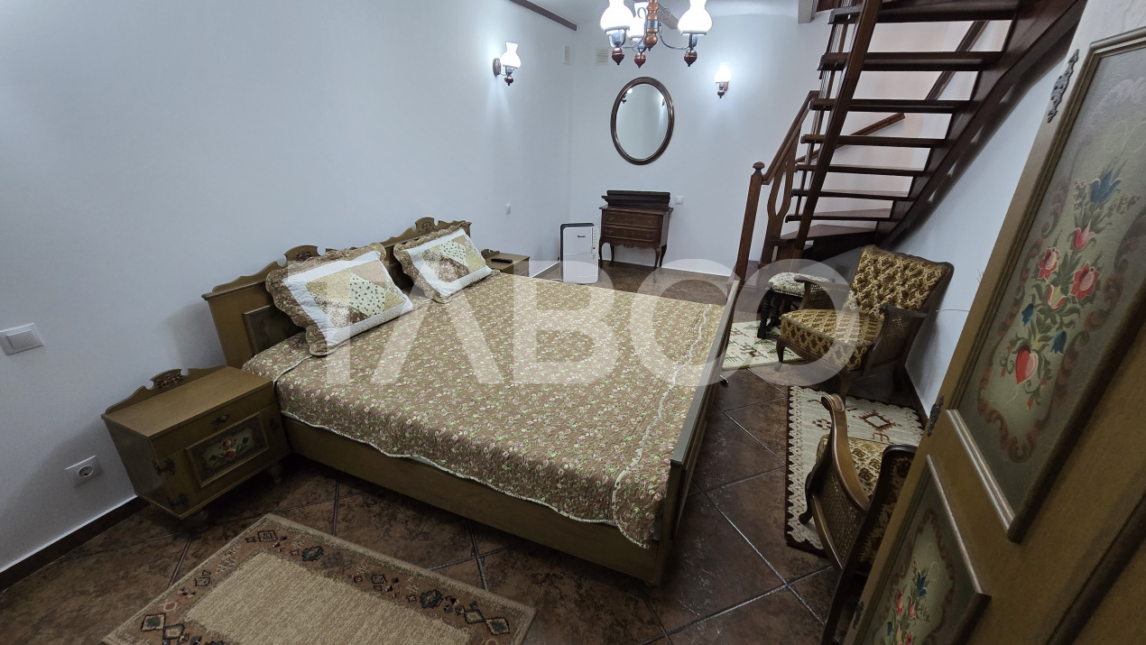 Apartament de vanzare 61mp 2 camere pretabil regim hotelier Piata Mare