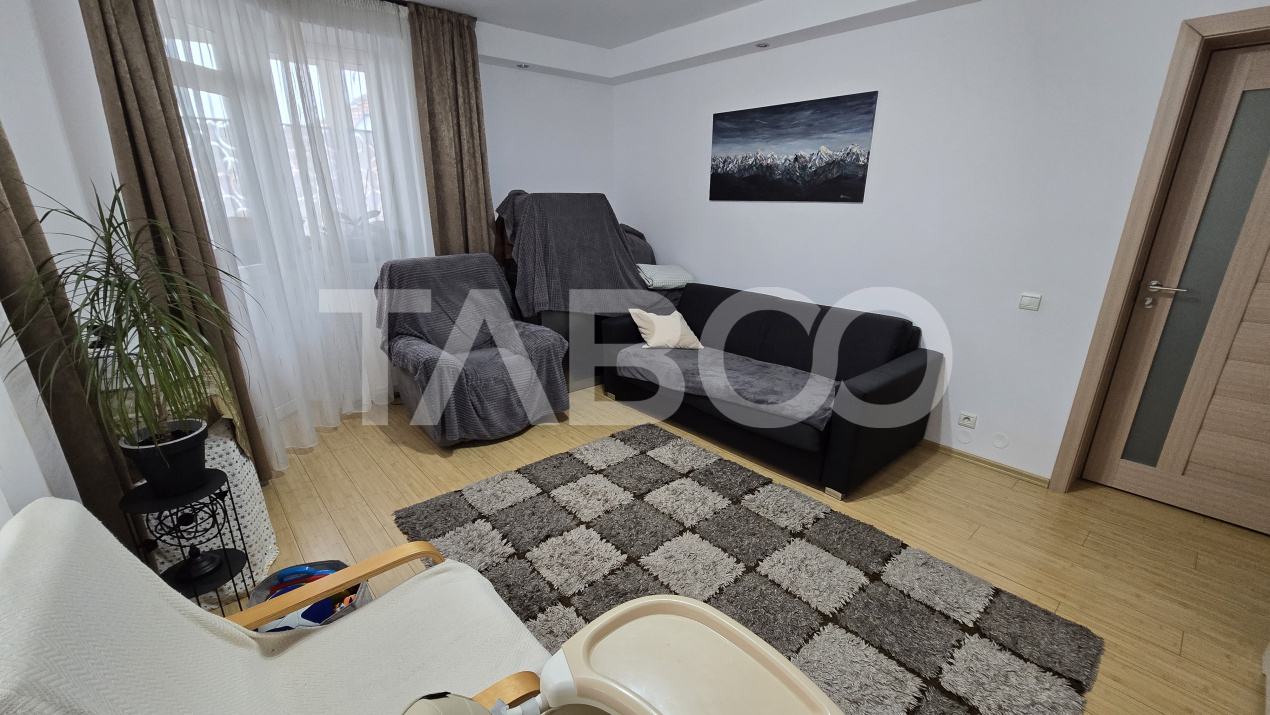 Apartament de vanzare 64mp 3 camere etaj intermediar balcon Turnisor