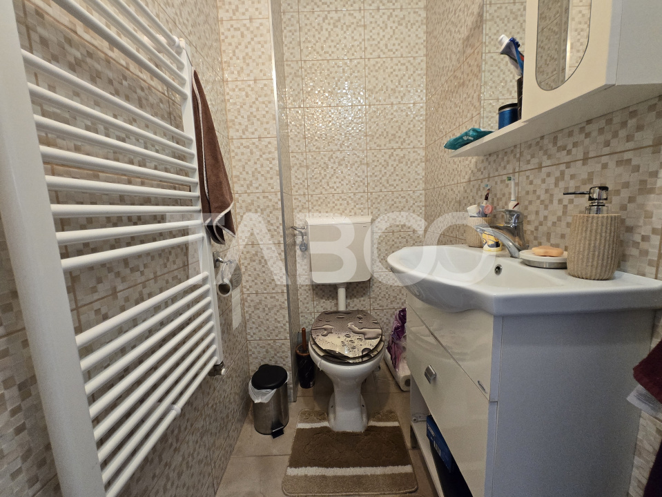 Apartament de vanzare 69mpu 3 camere decomandat zona Tineretului Sibiu