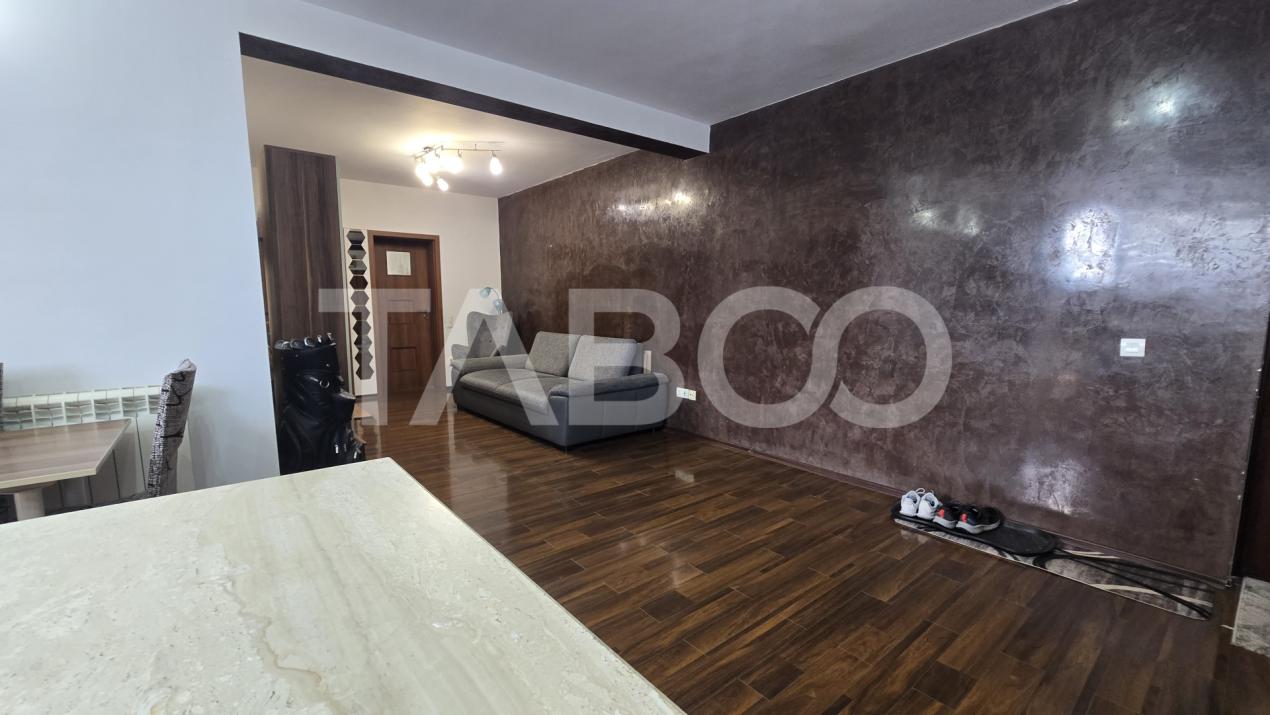 Apartament de vanzare 74mp 3 camere decomandate in zona Rahovei Sibiu