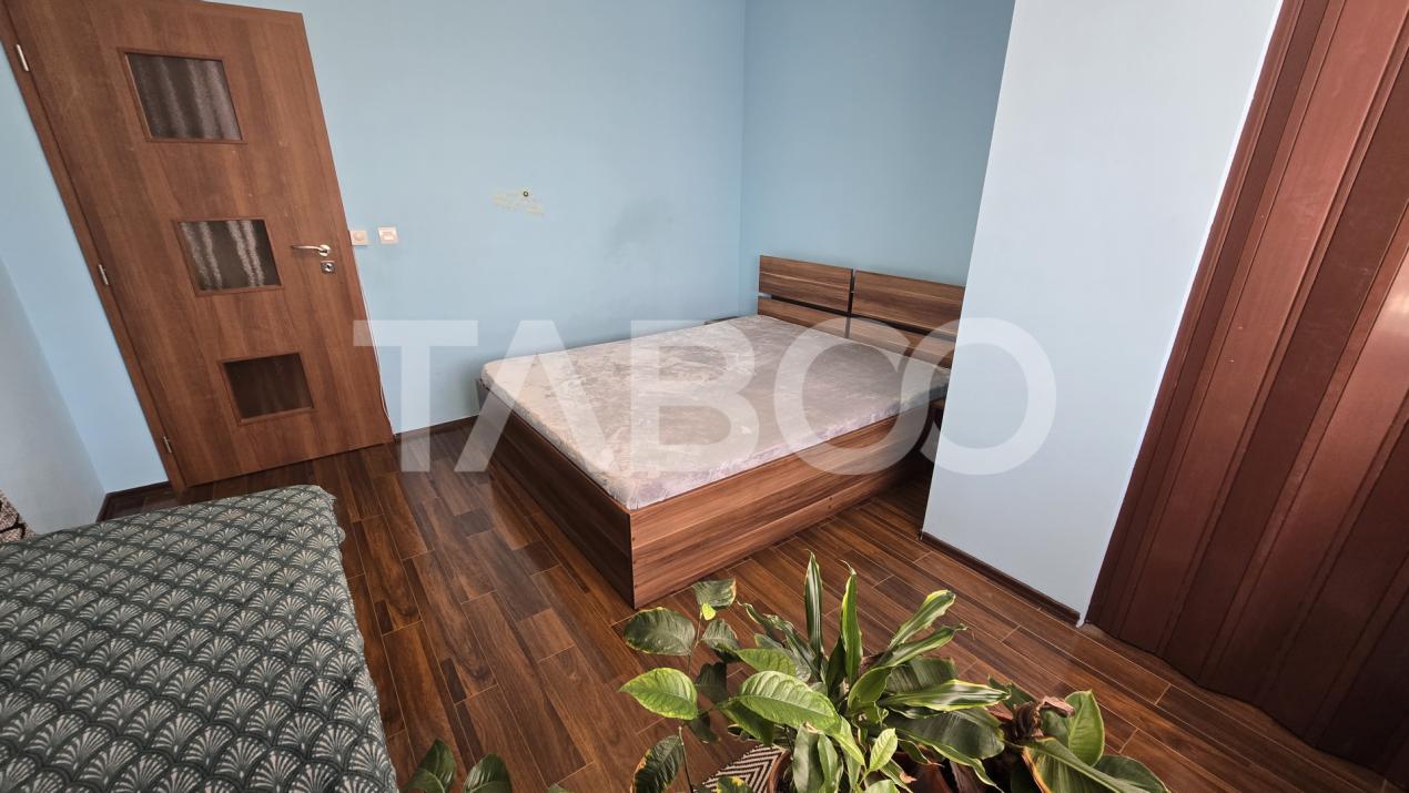 Apartament de vanzare 74mp 3 camere decomandate in zona Rahovei Sibiu