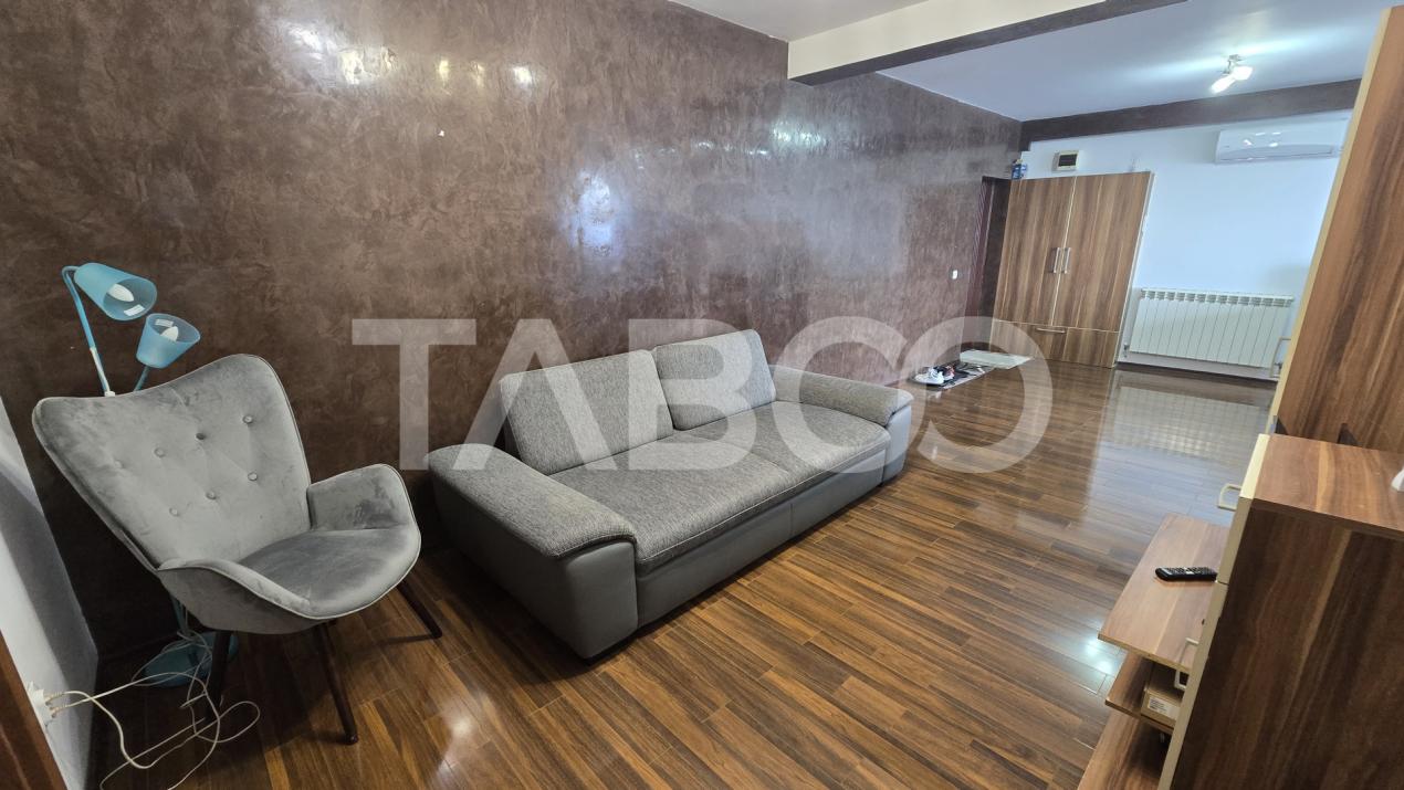 Apartament de vanzare 74mp 3 camere decomandate parcare Supeco Rahovei