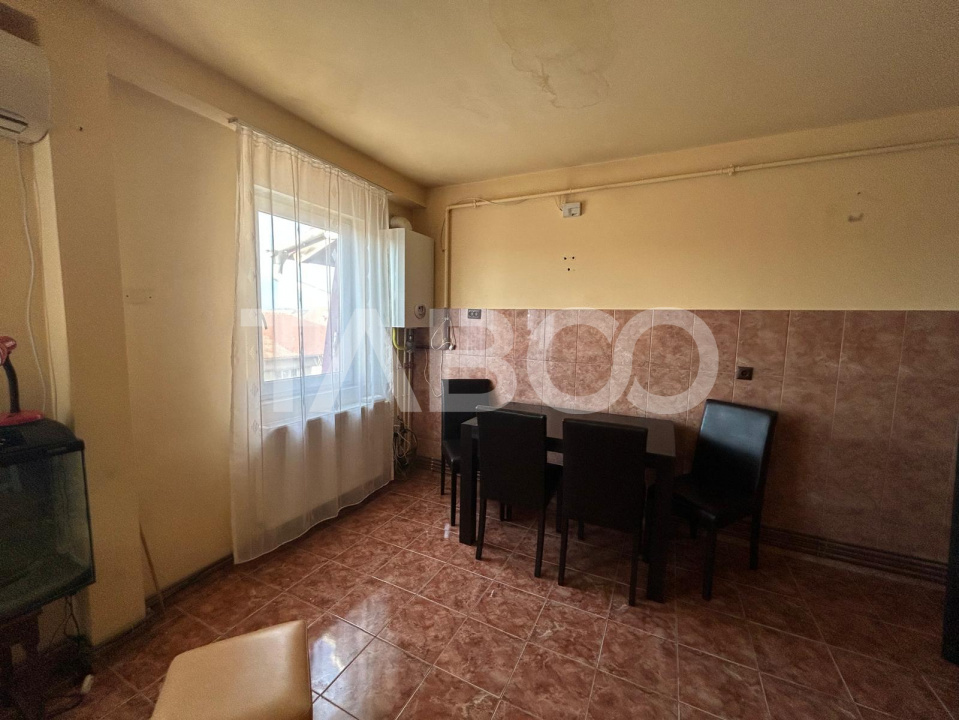 Apartament de vanzare 74mpu la mansarda in zona Terezian