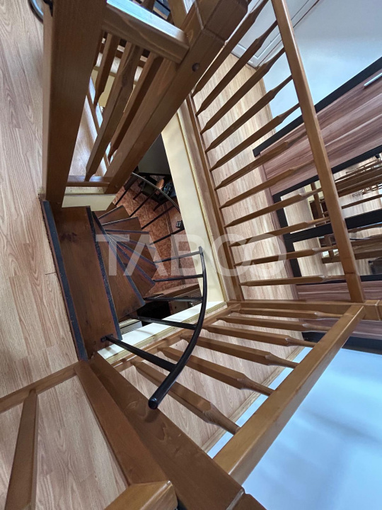 Apartament de vanzare 74mpu la mansarda in zona Terezian