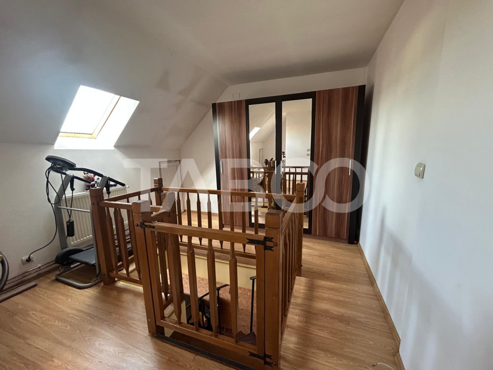 Apartament de vanzare 74mpu la mansarda in zona Terezian