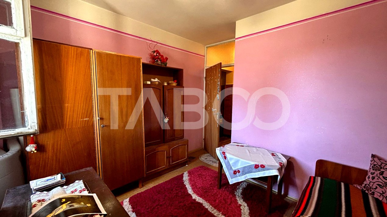 Apartament de vanzare 80 mpu cu 4  camere lift zona Centrala in Sibiu