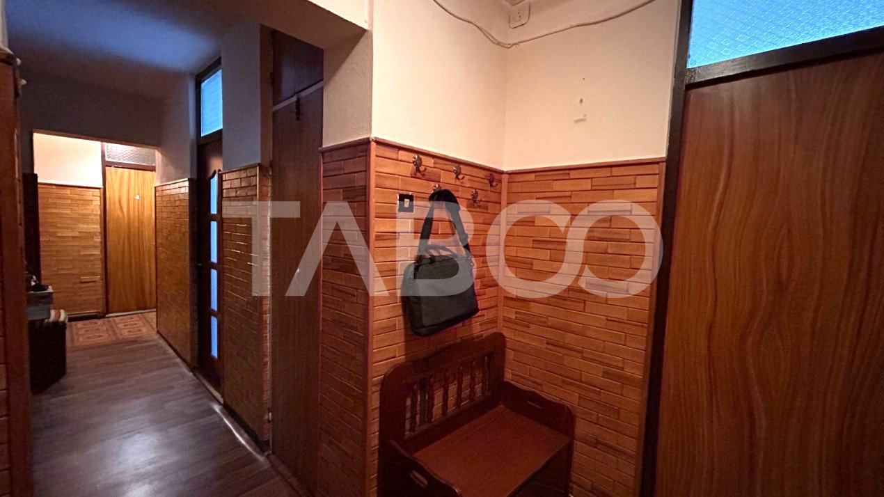 Apartament de vanzare 80 mpu cu 4  camere lift zona Centrala in Sibiu