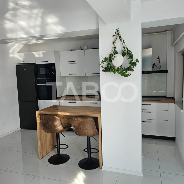 Apartament de vanzare 82 mp utili cu 3 camere 2 bai Doamna Stanca