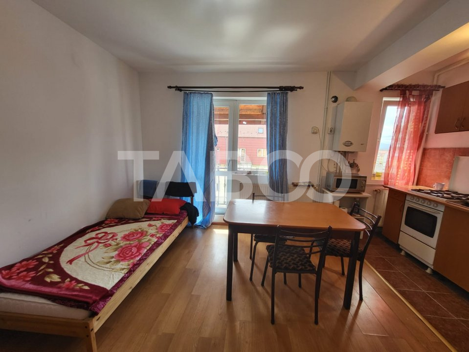 Apartament de vanzare 84 mp 4 camere pe 2 etaje zona Rahovei  in Sibiu - Steaza