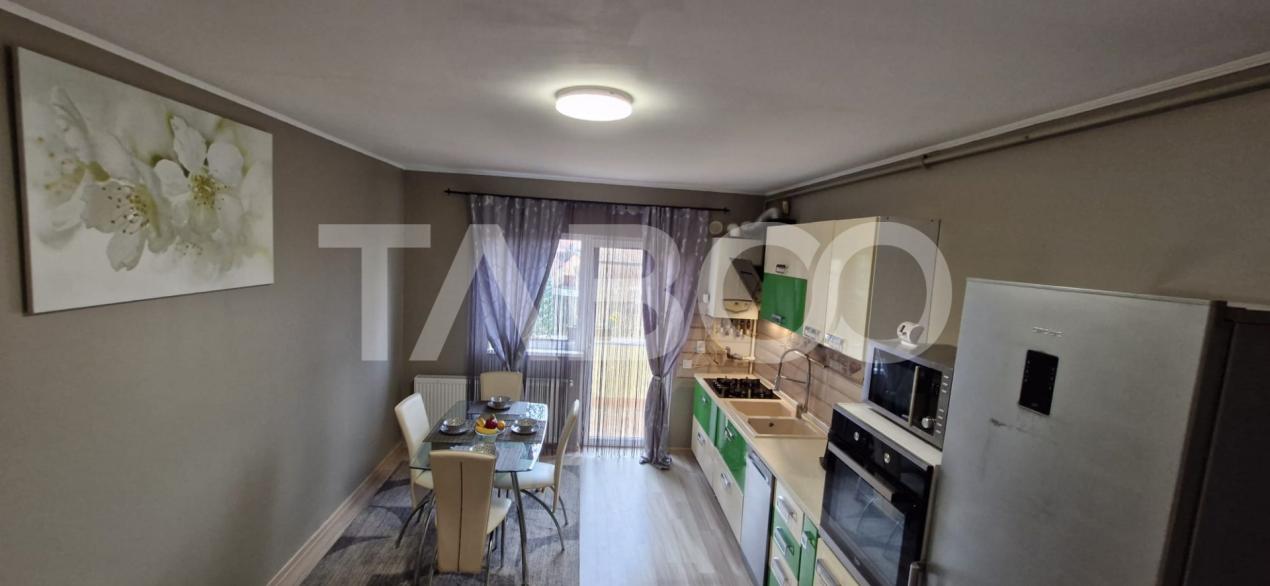 Apartament de vanzare Brana Selimbar– 3 camere balcon mare parcare