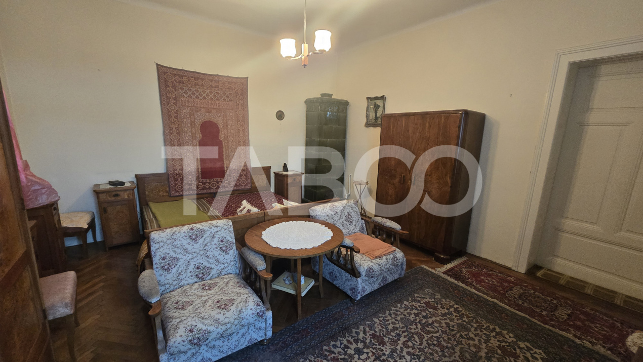 Apartament de vanzare Central 2 camere 2 bai pretabil regim hotelier