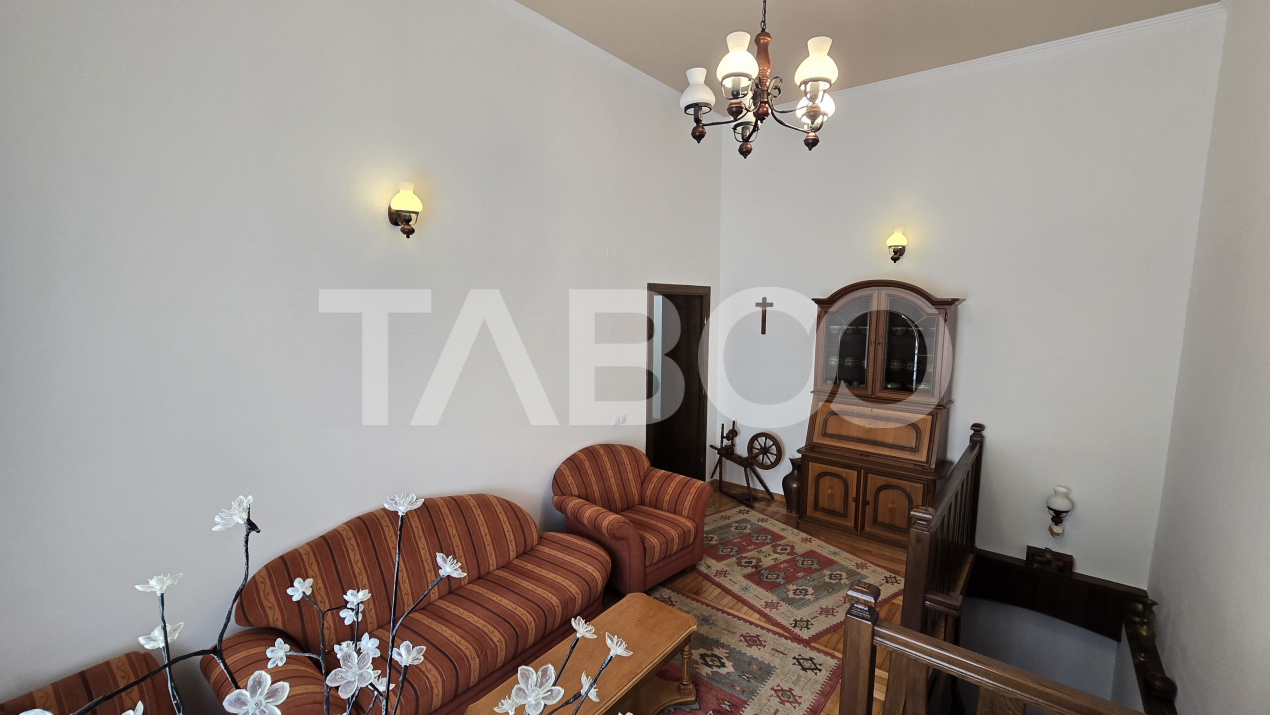 Apartament de vanzare Centrul Istoric 2 camere pretabil regim hotelier