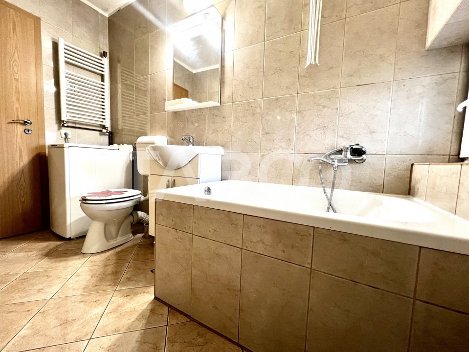 Apartament de vanzare complet mobilat 2 camere pe Semaforului Sibiu