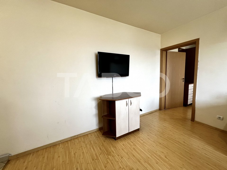 Apartament de vanzare complet mobilat 2 camere pe Semaforului Sibiu