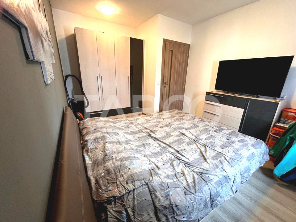 Apartament de vanzare cu 2 camere balcon loc de parcare zona Selimbar 