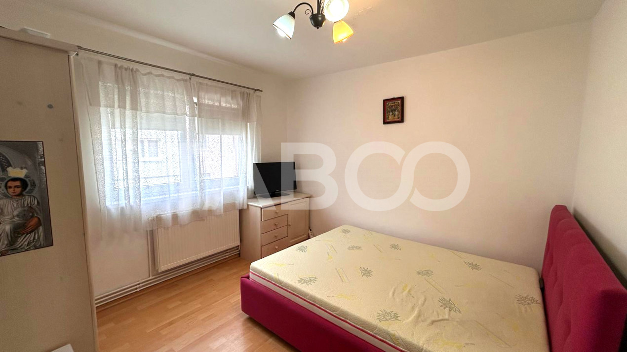 Apartament de vanzare cu 2 camere balcon pivnita in Vasile Aaron Sibiu