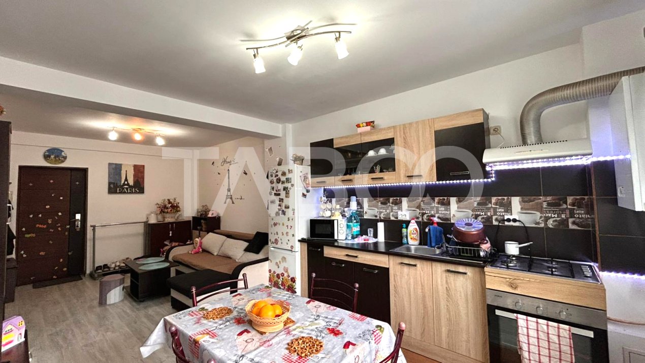 Apartament de vanzare cu 2 camere loc de parcare si balcon in Sibiu