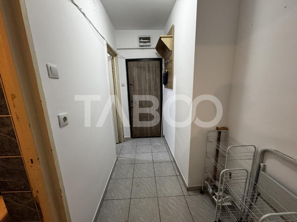 Apartament de vanzare cu 2 camere partial renovat Mihai Viteazul Sibiu