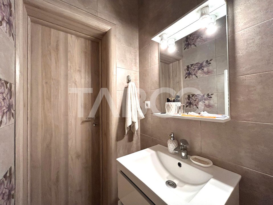 Apartament de vanzare cu 3 camere 2 bai 2 balcoane pivnita si parcare