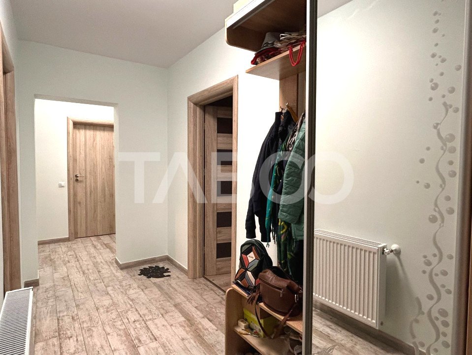 Apartament de vanzare cu 3 camere 2 bai 2 balcoane pivnita si parcare