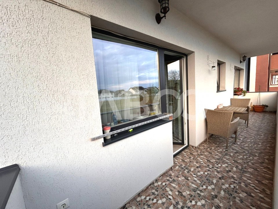 Apartament de vanzare cu 3 camere 2 bai 2 balcoane pivnita si parcare