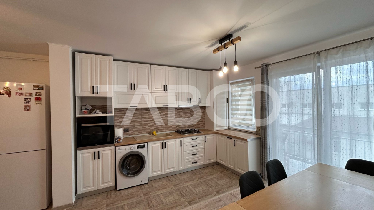 Apartament de vanzare cu 3 camere 2 bai 2 locuri de parcare in Sibiu