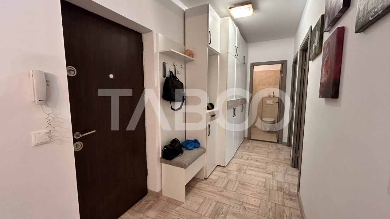 Apartament de vanzare cu 3 camere 2 bai 2 locuri de parcare in Sibiu