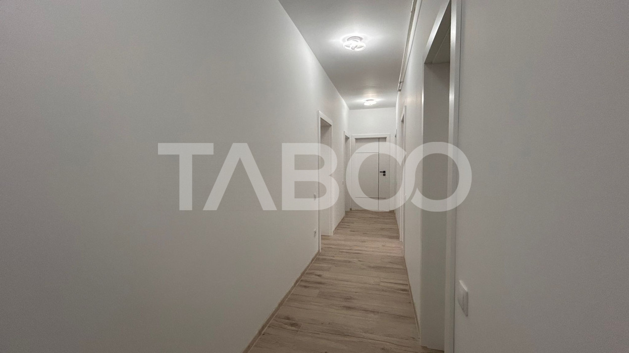 Apartament de vanzare cu 3 camere 2 bai suprafata de 70 mpu in Sibiu