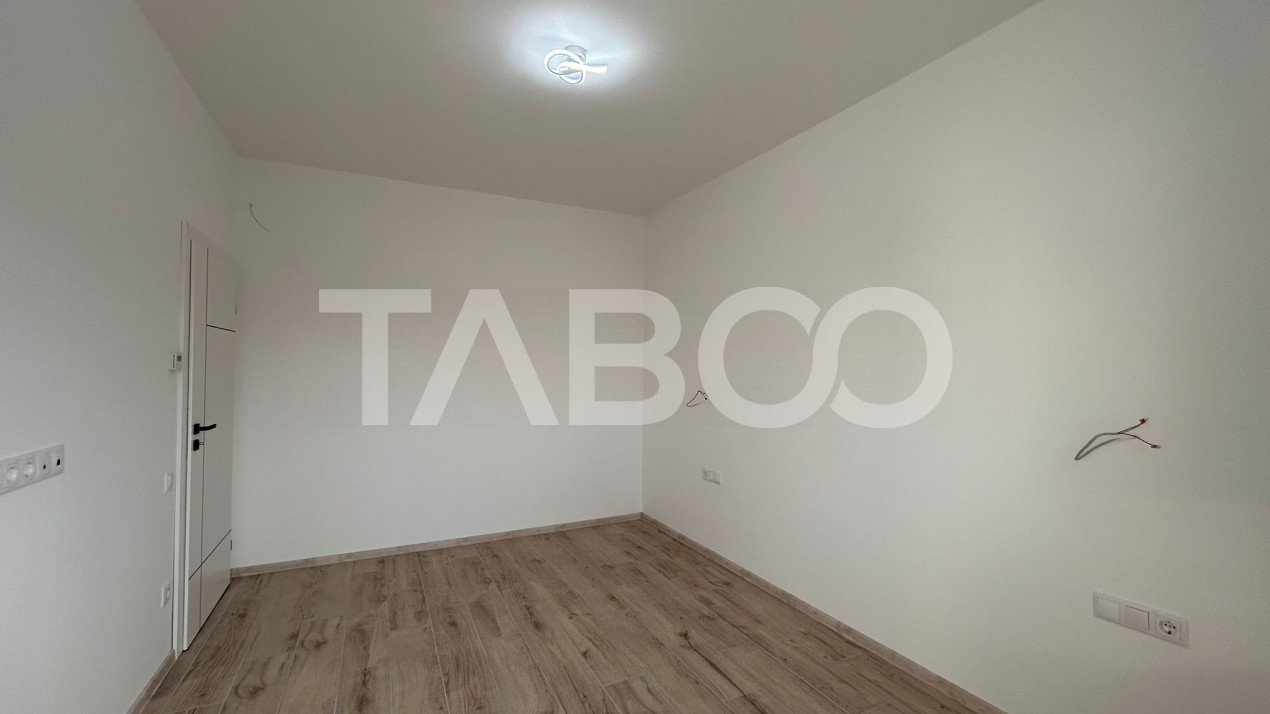 Apartament de vanzare cu 3 camere 2 bai suprafata de 70 mpu in Sibiu