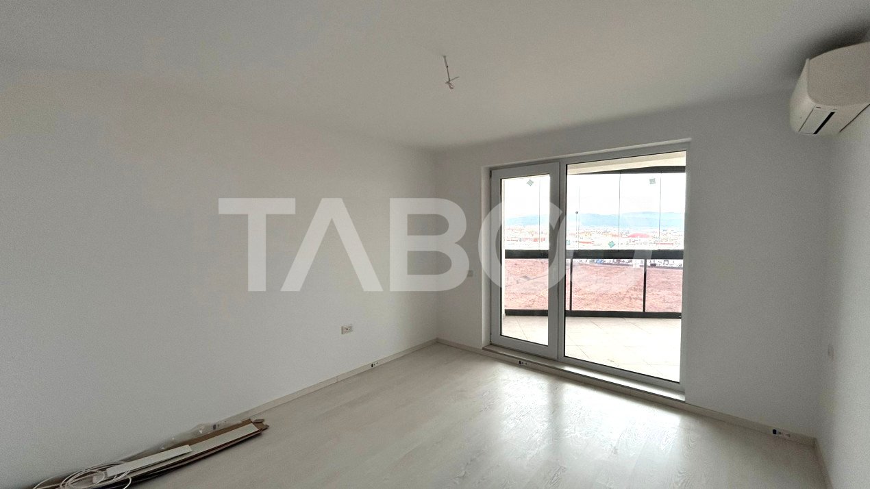 Apartament de vanzare cu 3 camere 2 balcoane 2 bai loc parcare Sibiu