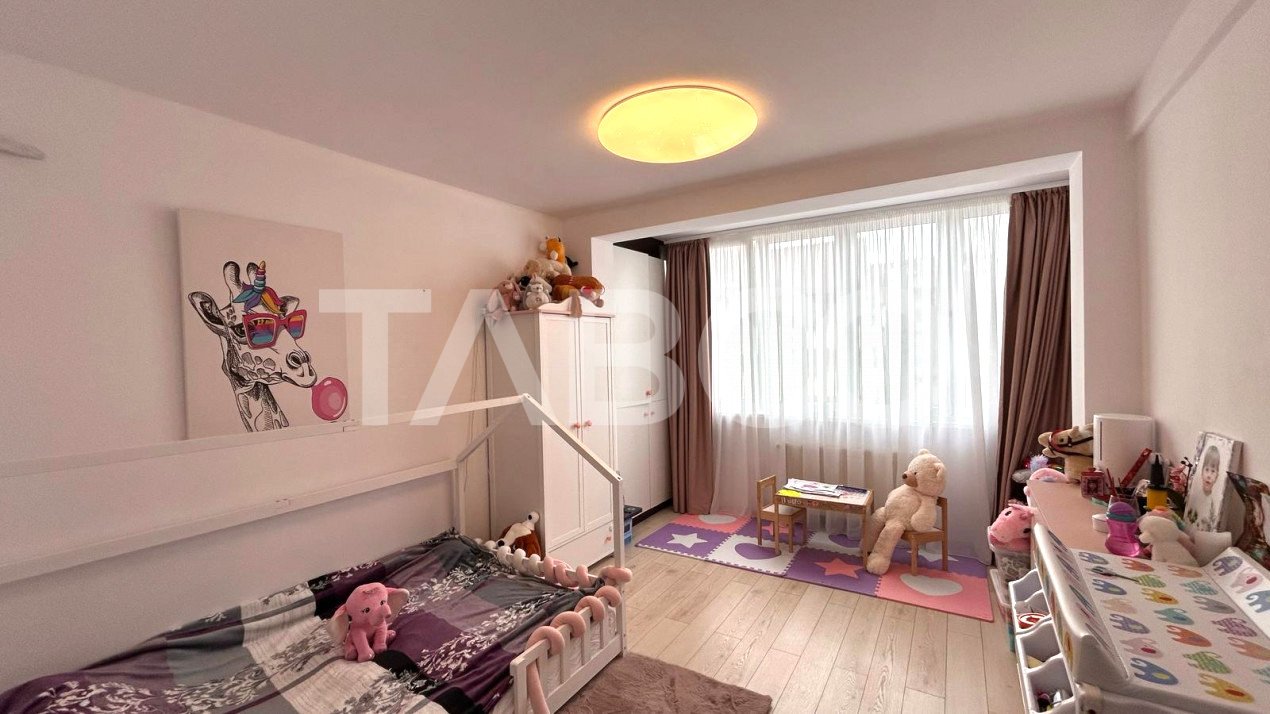 Apartament de vanzare cu 3 camere 87 mpu garaj boxa balcon in Sibiu