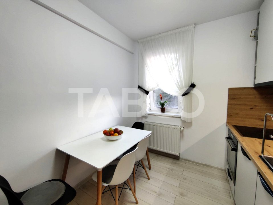 Apartament de vanzare cu 3 camere 87 mpu garaj boxa balcon in Sibiu