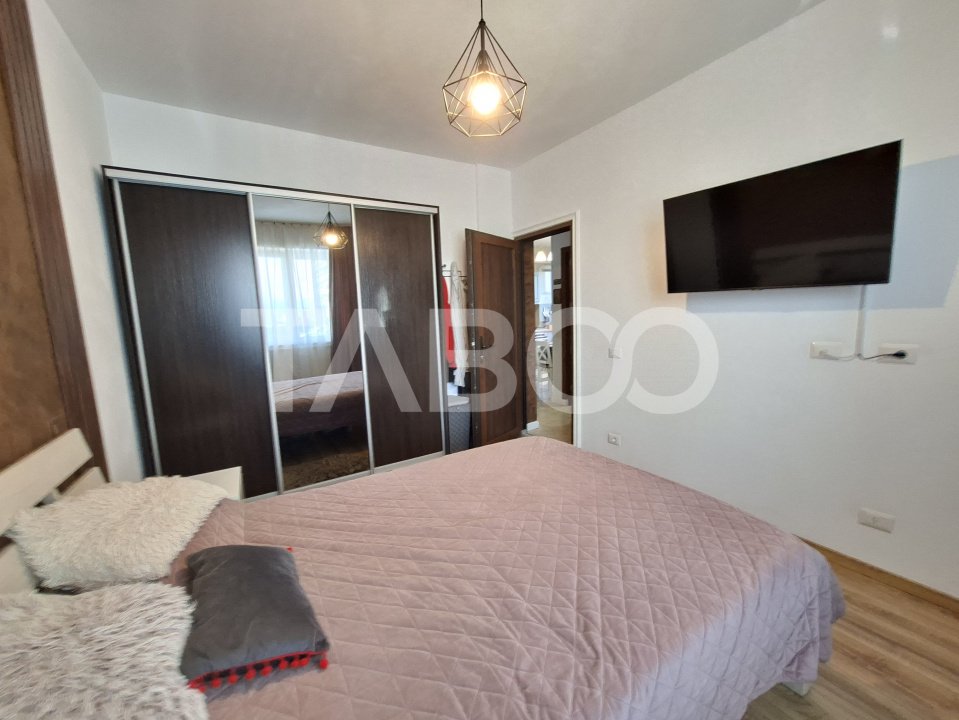 Apartament de vanzare cu 3 camere cu gradina de 85 mp si 2 parcari