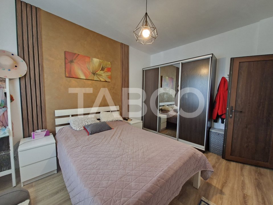 Apartament de vanzare cu 3 camere cu gradina de 85 mp si 2 parcari