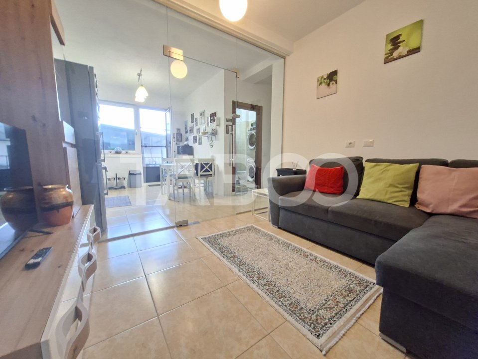 Apartament de vanzare cu 3 camere cu gradina de 85 mp si 2 parcari
